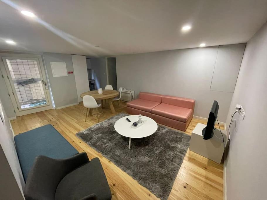 Torrinha'S Backyard Apartment ปอร์โต ภายนอก รูปภาพ